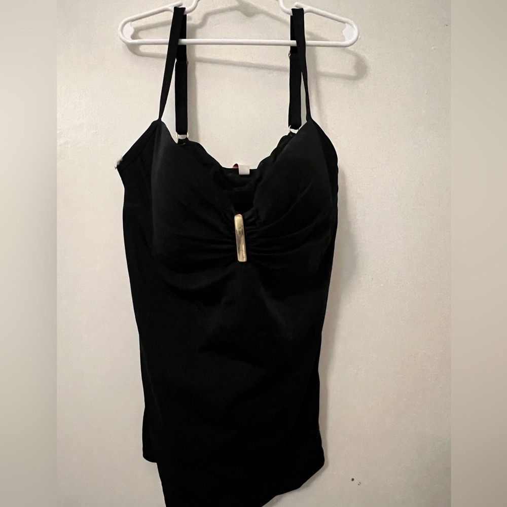 Victoria’s Secret black tankini 38 DD